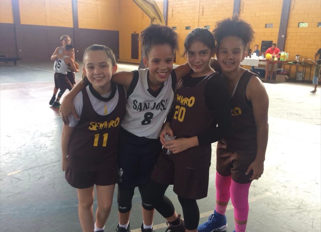 Gold Minibasketball 04