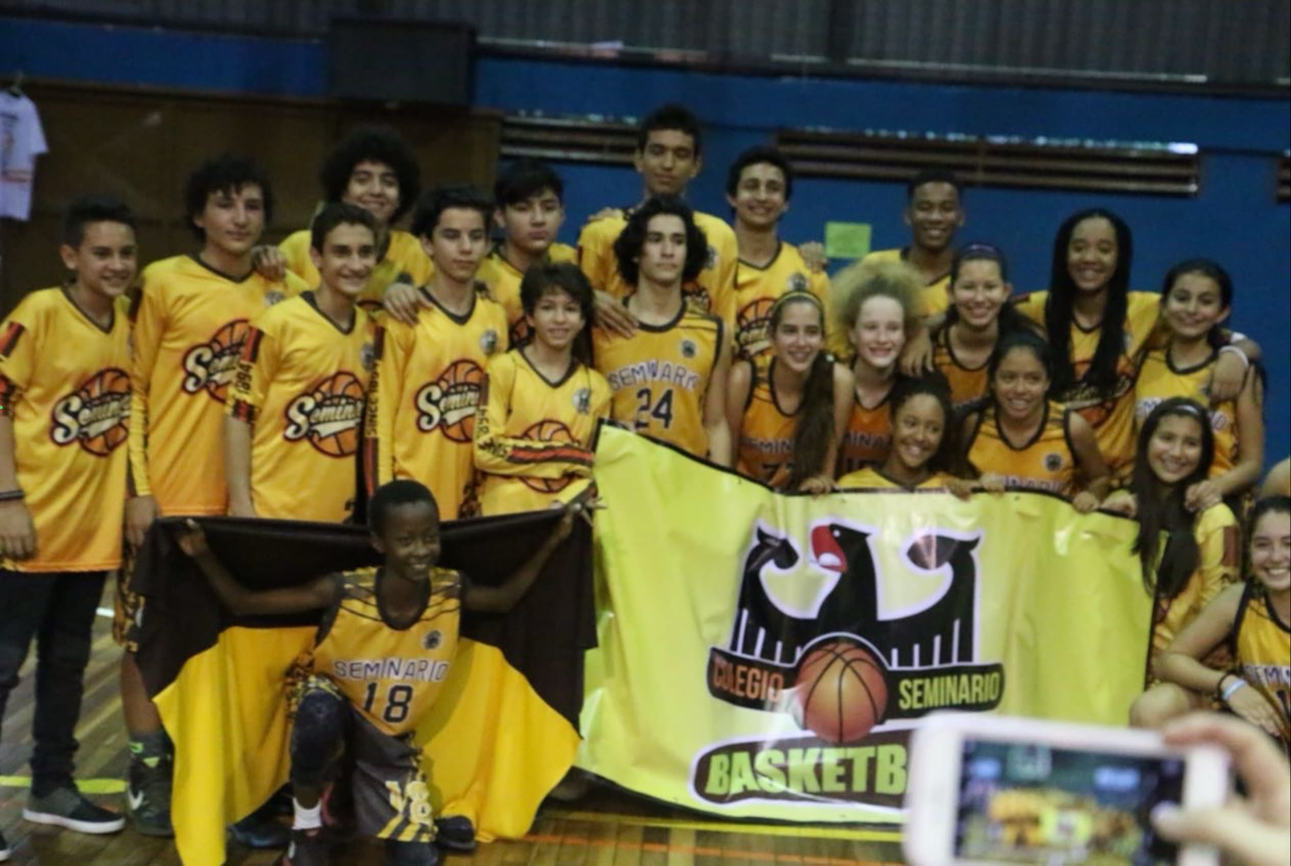 Liga menor masculina Gold Basketball Program 03